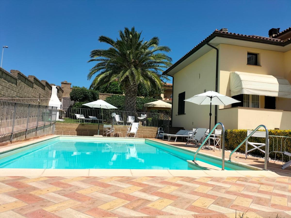Casaserena San Vincenzo Luaran gambar